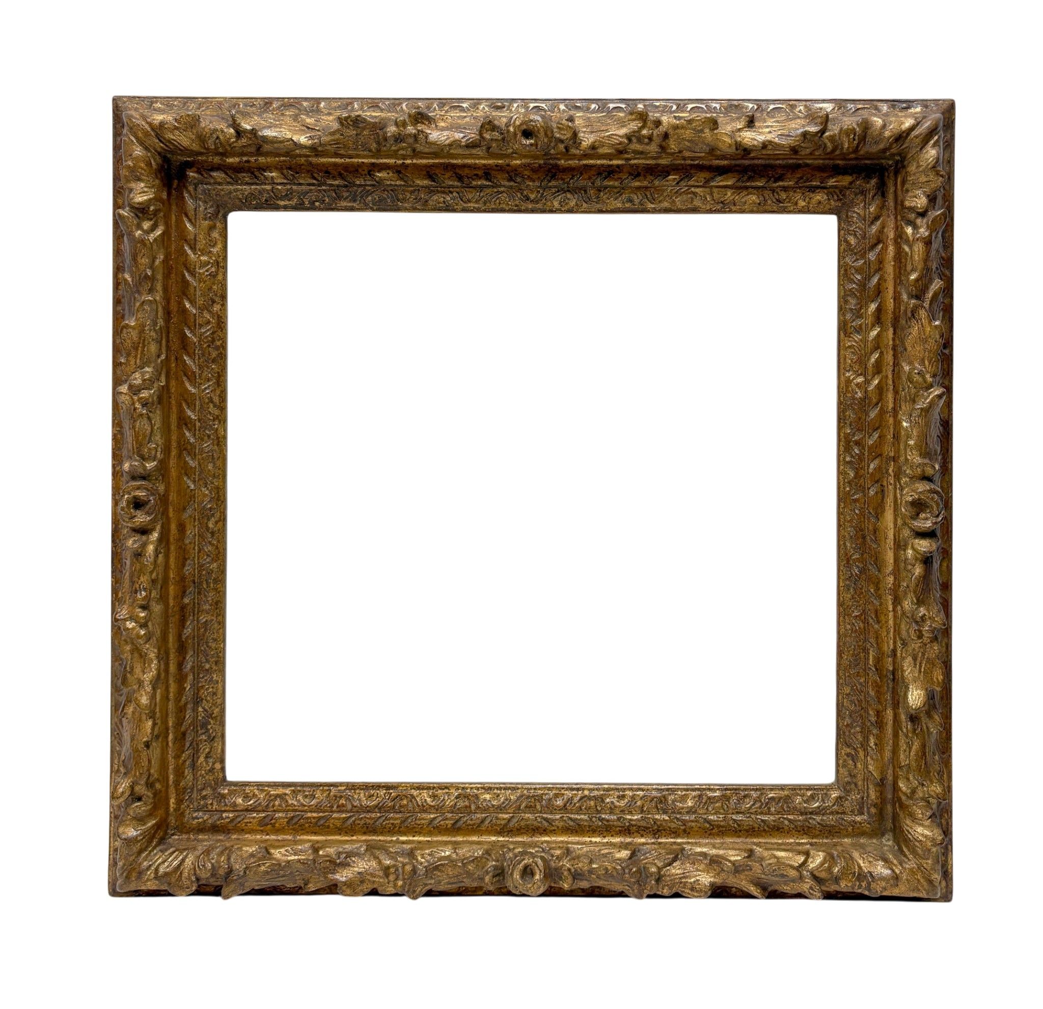 Cadre de style Louis XIII— 39,4 x 37 cm — Réf. 2748