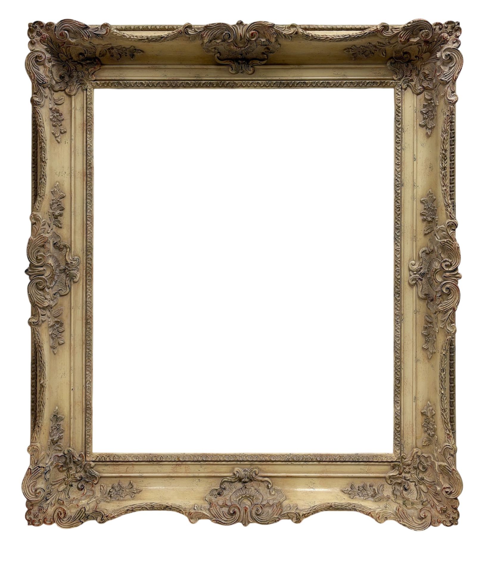 Cadre de style Louis XV patiné ivoire — 61,4 x 50,2 cm — Réf. 2766