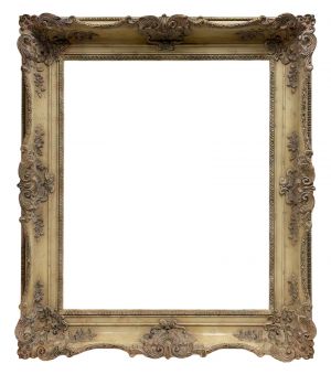Cadre de style Louis XV patiné ivoire — 61,4 x 50,2 cm — Réf. 2766